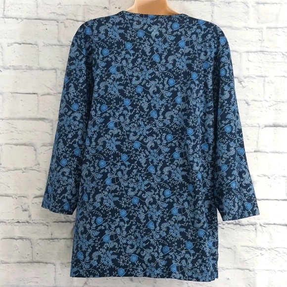 BOGO FREE Chic Top Comfort Collection Blue Floral Long Sleeve Sz L - Picture 4 of 5